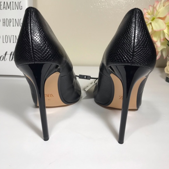 🛍Zara Black High Heel Pumps - Picture 4 of 7